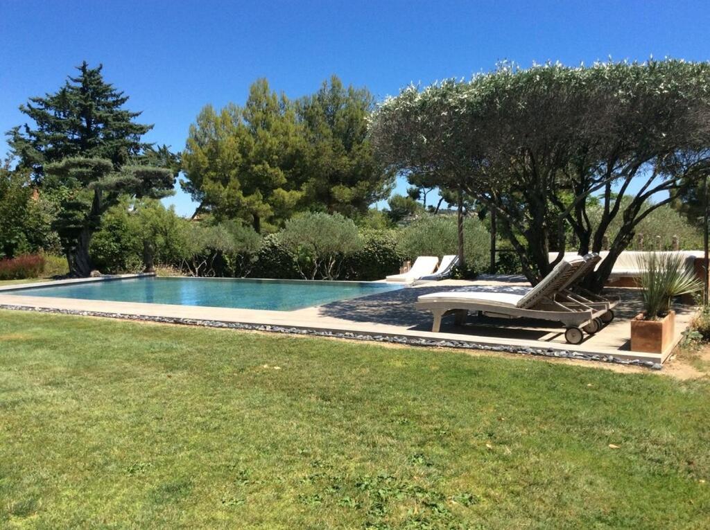 Bastide Languedocienne De Standing - Pezenas Le Clos De L'Amandier Exterior foto